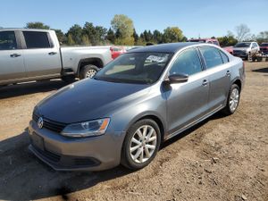 Volkswagen Jetta SE 2.5L 5 2012