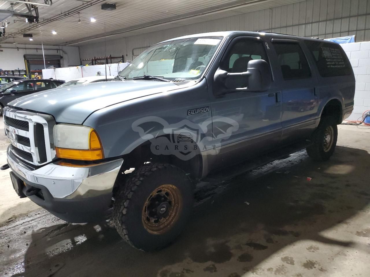 Ford Excursion XLT 6.8L 10 2001