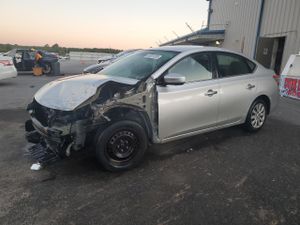 Nissan Sentra S 1.8L 4 2015