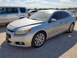 Chevrolet Malibu 2LT 2.5L 4 2014