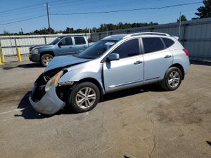 Nissan Rogue S 2.5L 4 2013