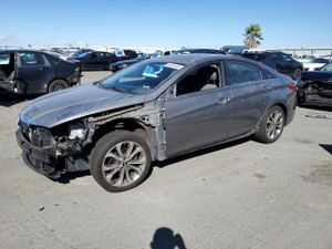 Hyundai Sonata SE 2.4L 4 2014