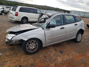 Ford Focus ZX5 2.0L 4 2005