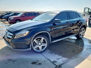 Mercedes-Benz GLA 250 4MATIC 2.0L 4 2015