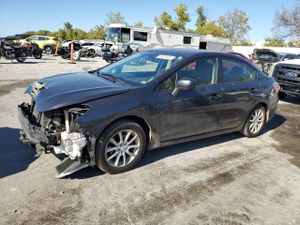 Subaru Impreza PREMIUM 2.0L 4 2014