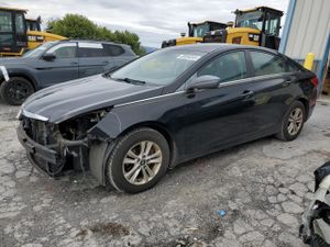 Hyundai Sonata GLS 2.4L 4 2013