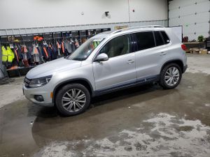 Volkswagen Tiguan S 2.0L 4 2012