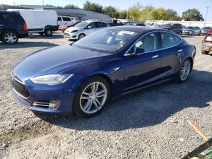 Tesla Model S 70D 2015