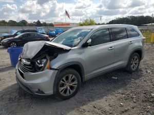 Toyota Highlander XLE 3.5L 6 2014