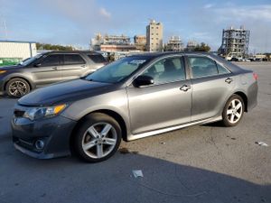 Toyota Camry BASE 2.5L 4 2012