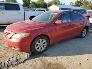Toyota Camry BASE 2.5L 4 2011