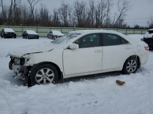 Toyota Camry BASE 2.5L 4 2011