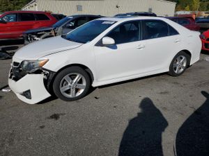 Toyota Camry L 2.5L 4 2014