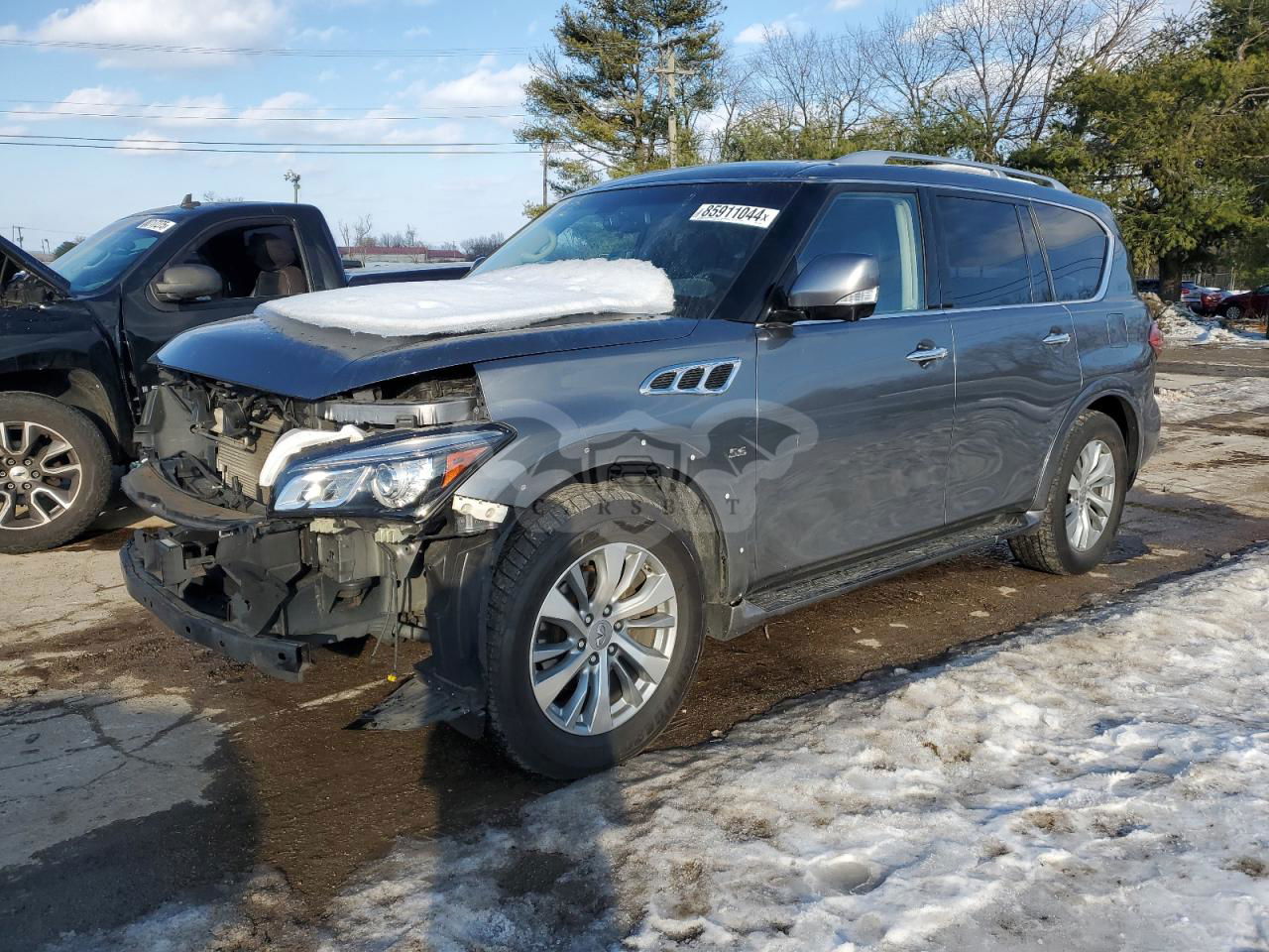 Infiniti QX80 5.6L  8 2016