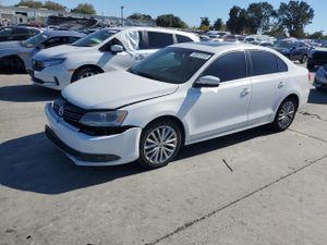 Volkswagen Jetta SEL 2.5L 5 2012