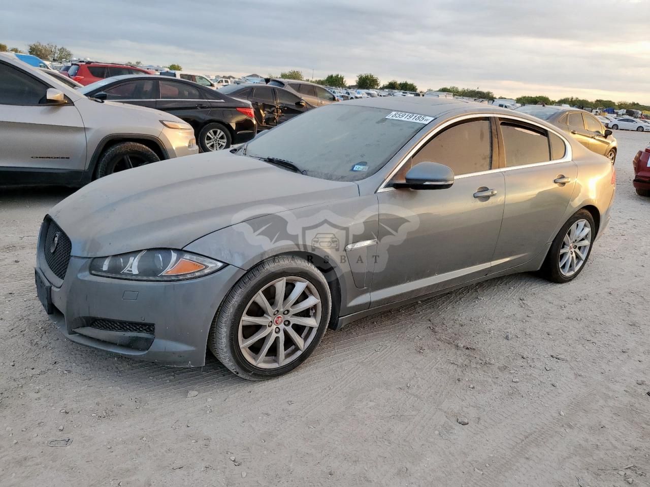 Jaguar XF 2.0T PREMIUM 2.0L 4 2015