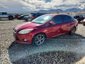 Ford Focus SE 2.0L 4 2014