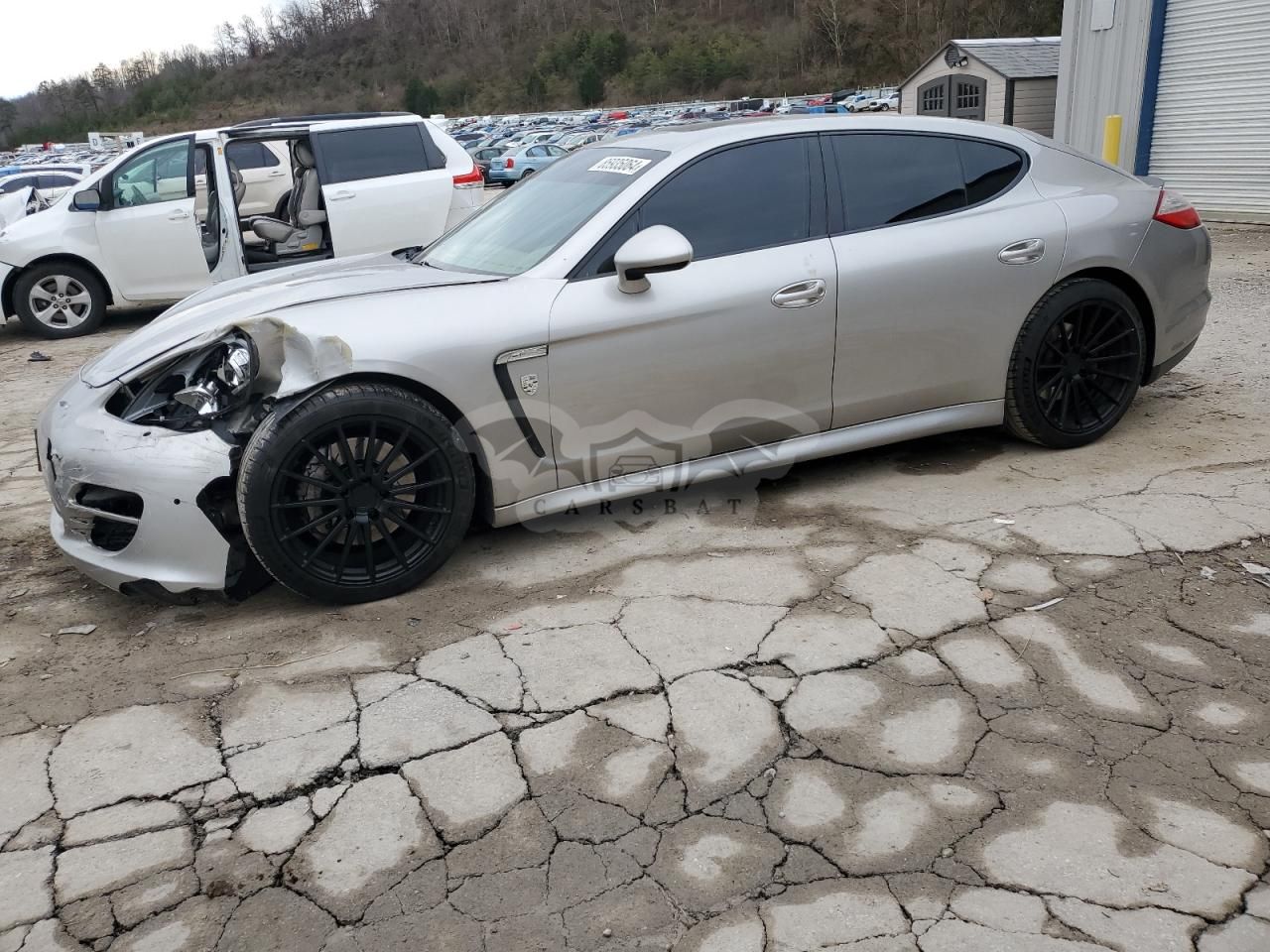 Porsche Panamera S 4.8L 8 2011