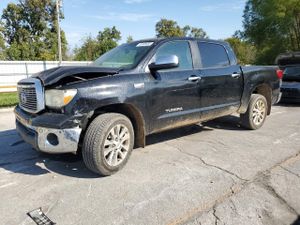 Toyota Tundra CREWMAX LIMITED 5.7L 8 2010