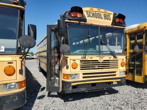 IC Corporation FE Series FE 7.6L 6 2011