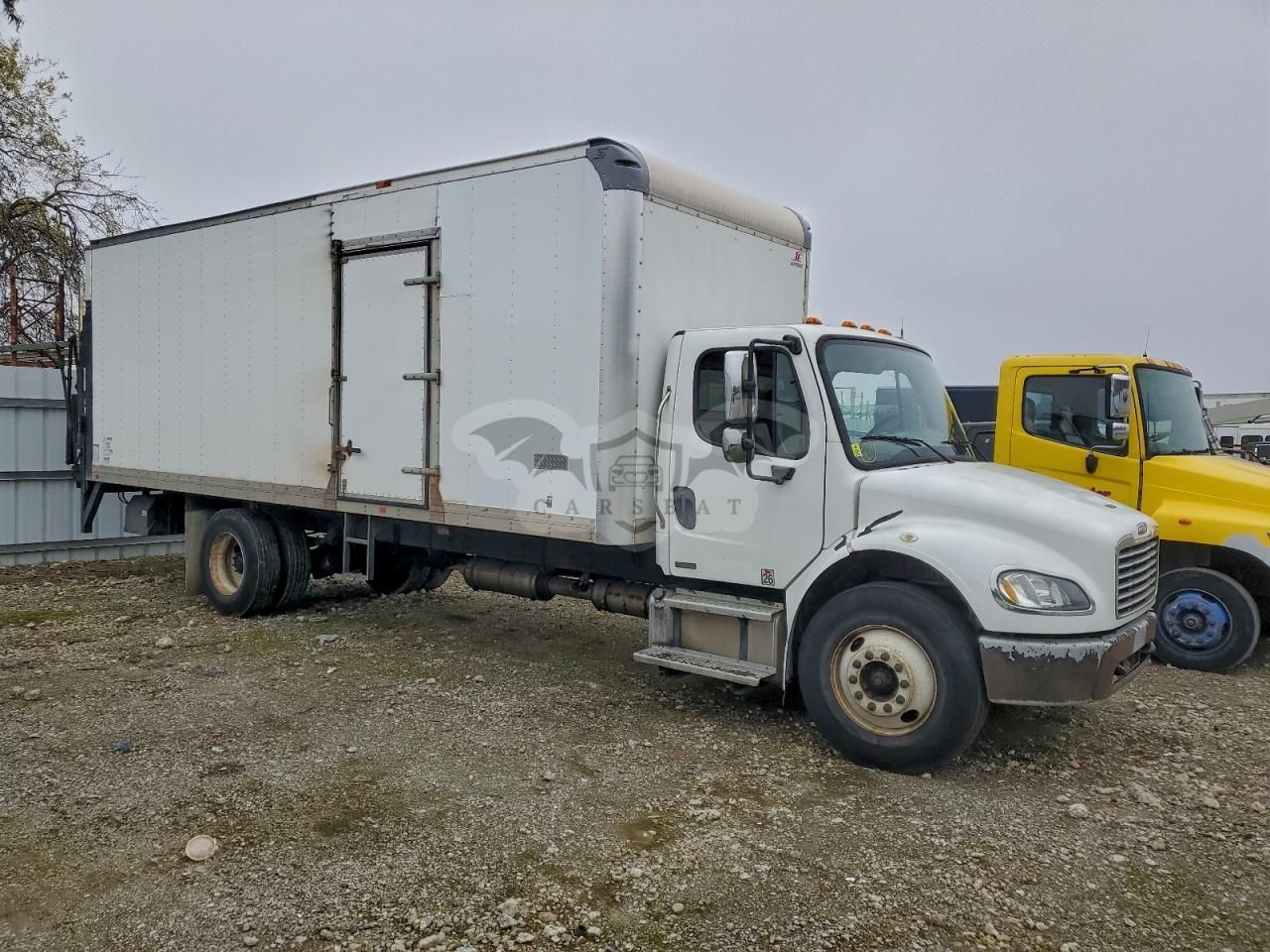 Freightliner Business Class M2 106 MEDIUM DUTY 6.7L 6 2012