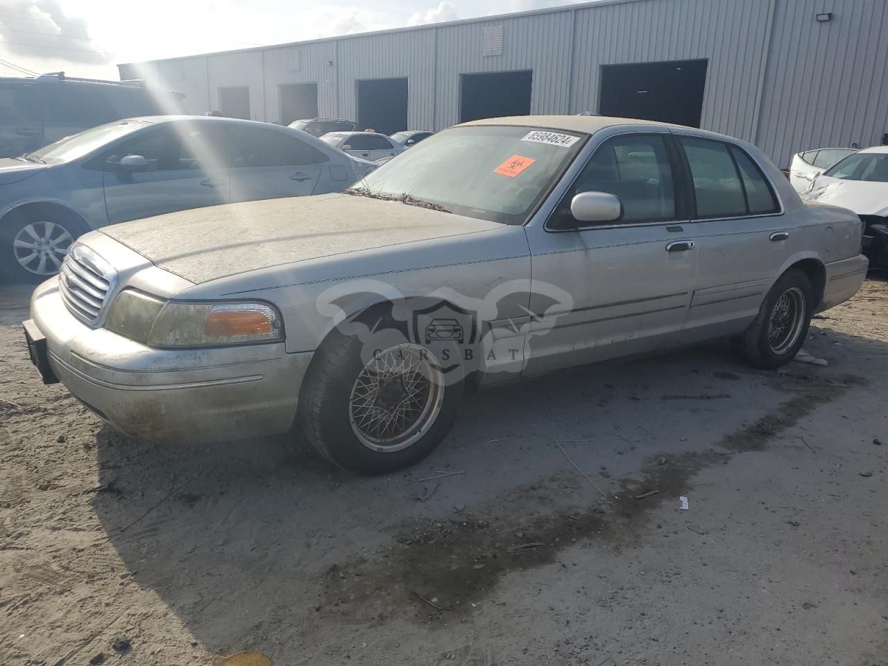 Ford Crown LX 4.6L 8 2000