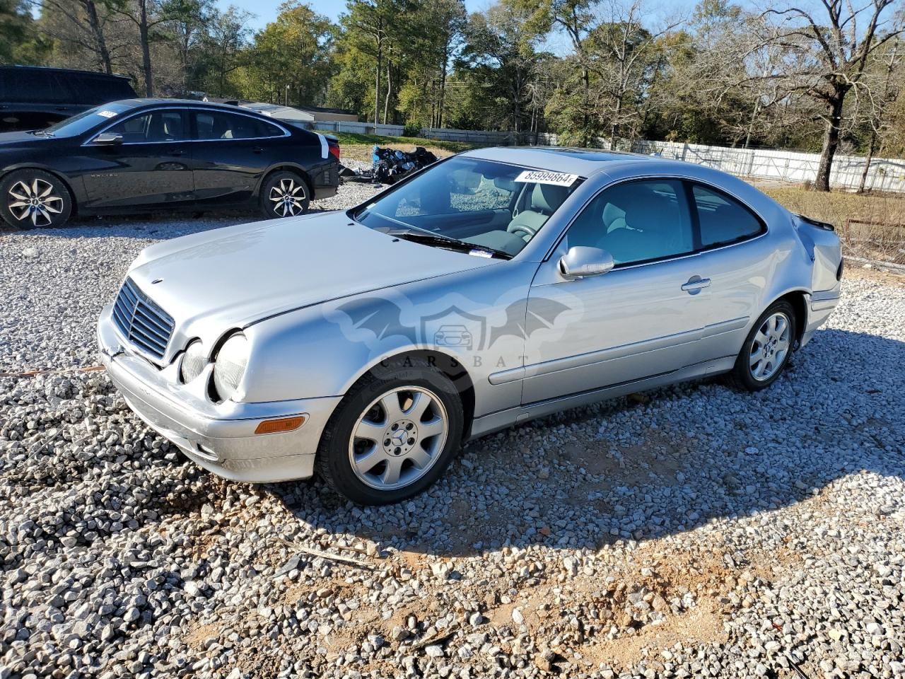 Mercedes-Benz CLK 320 3.2L 6 2002