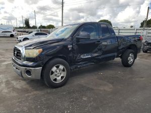 Toyota Tundra DOUBLE CAB 5.7L 8 2008