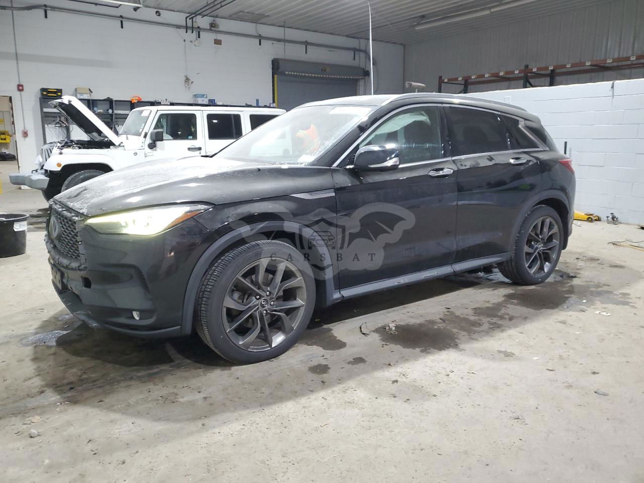 Infiniti QX50 ESSENTIAL 2.0L  4 2019