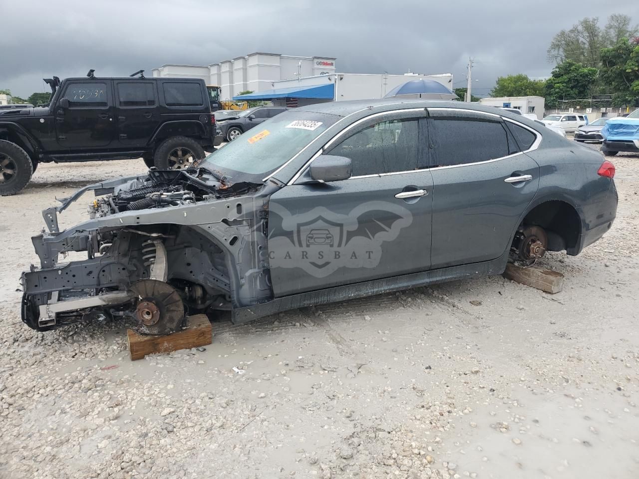 Infiniti M37 3.7L 6 2011