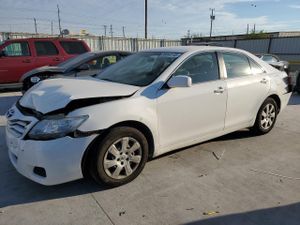 Toyota Camry BASE 2.5L 4 2011