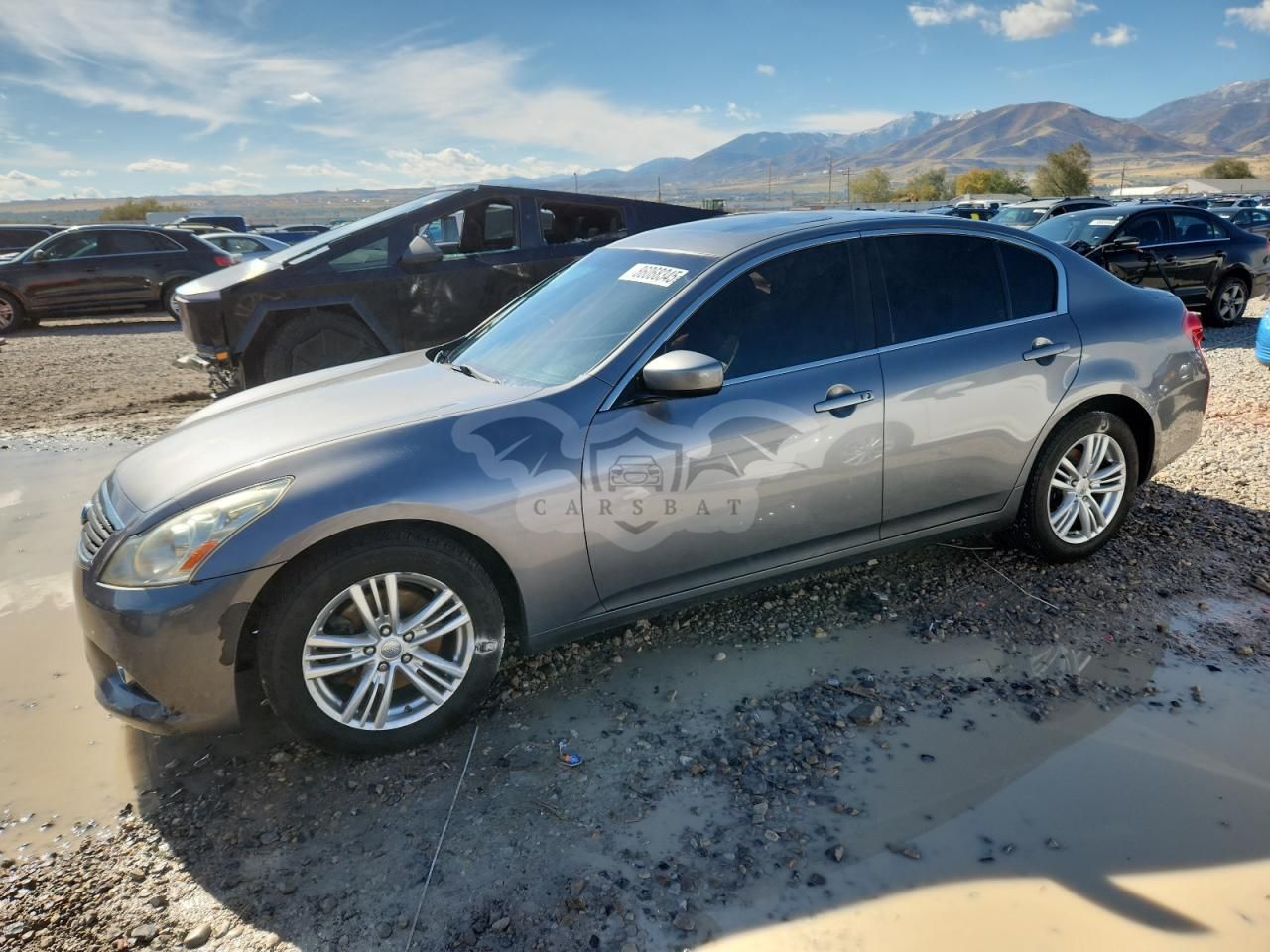 Infiniti G37 3.7L 6 2012