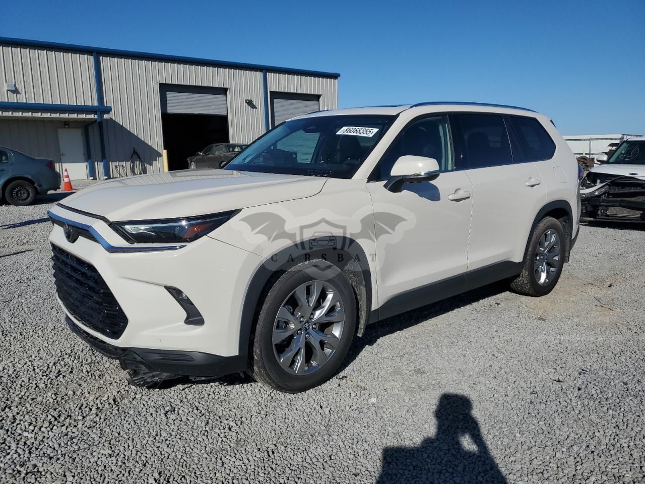 Toyota Grand Highlander XLE 2.4L 4 2024