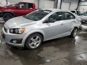 Chevrolet Aveo (Sonic) LTZ 1.4L 4 2013