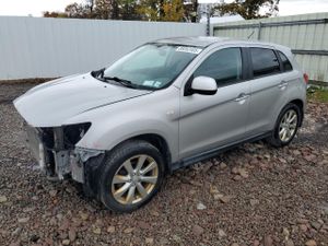 Mitsubishi Outlander ES 2.4L 4 2015