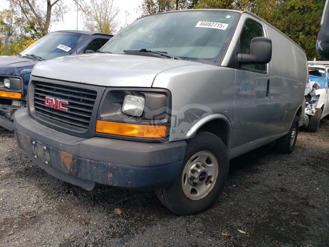 GMC Savana G2500 4.8L 8 2011