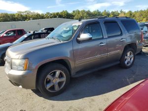 Chevrolet Tahoe K1500 LTZ 5.3L 8 2011