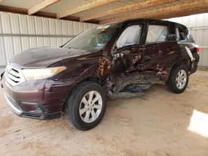 Toyota Highlander BASE 2.7L 4 2013