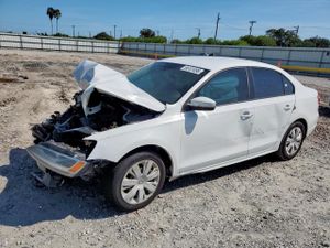 Volkswagen Jetta SE 1.8L 4 2014