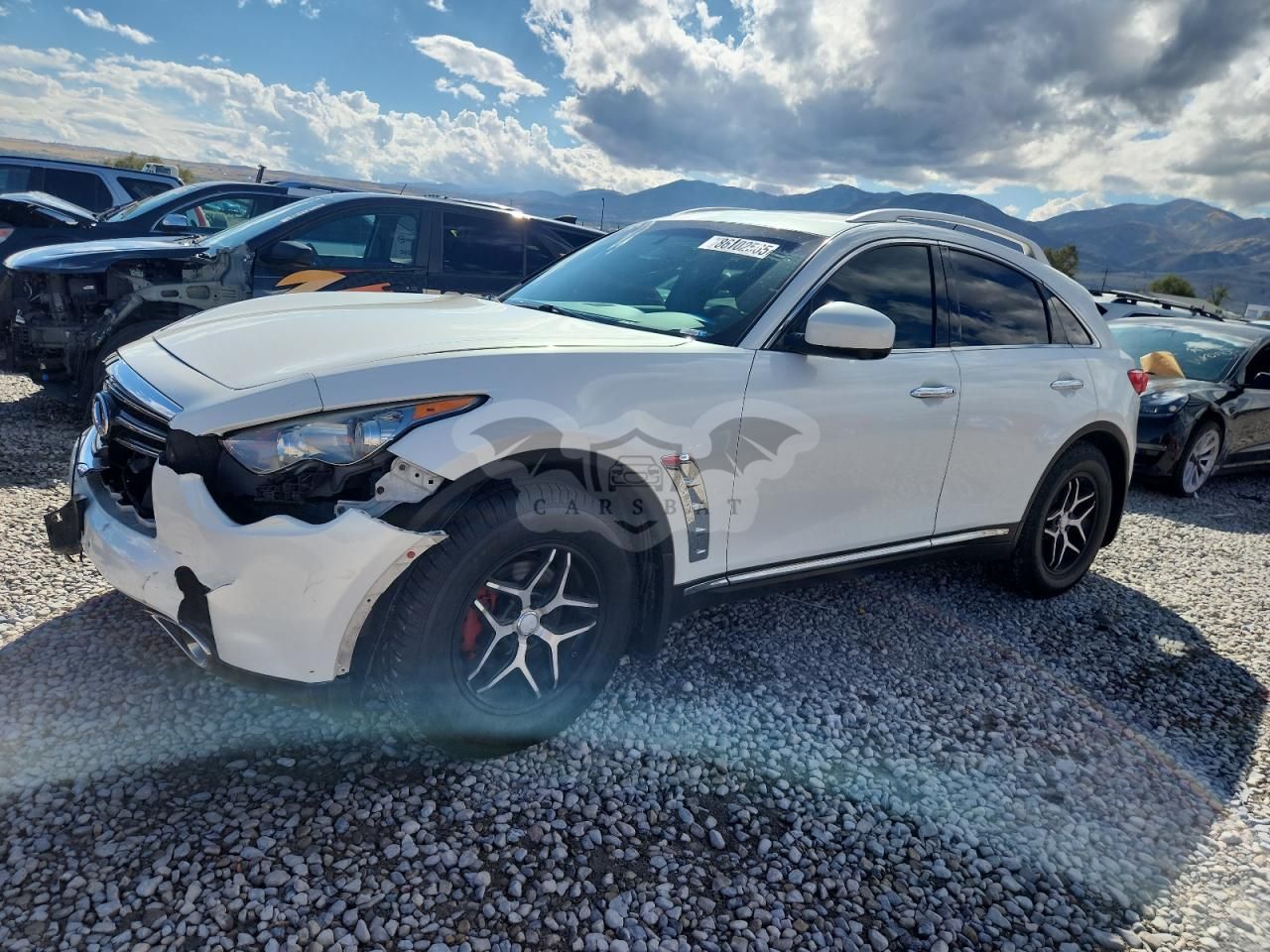 Infiniti FX 3.7L 6 2013