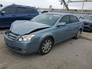 Toyota Avalon XL 3.5L 6 2006