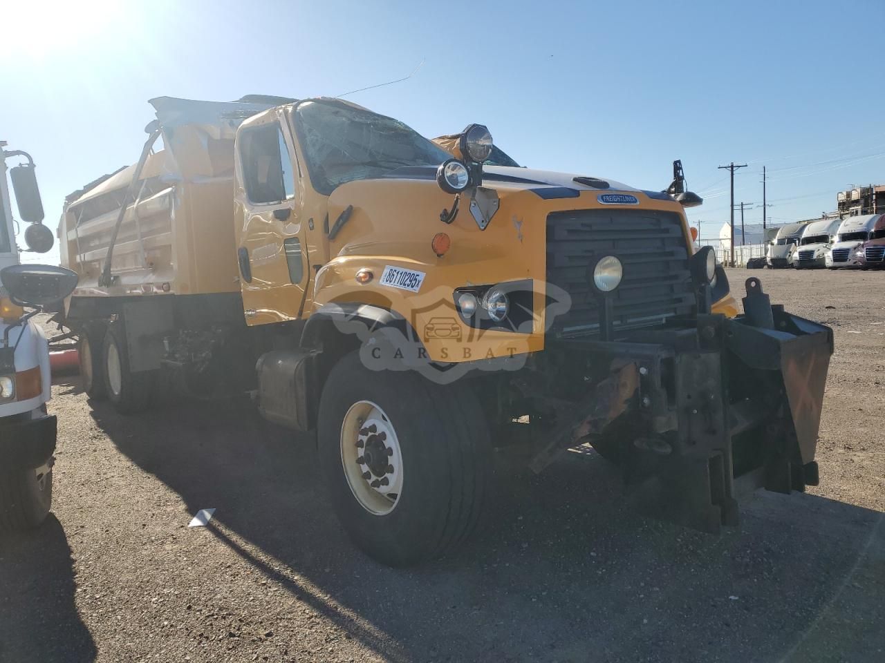 Freightliner Business Class M2 12.8L 6 2017
