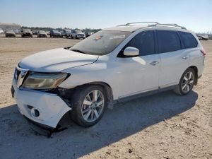 Nissan Pathfinder S 3.5L 6 2013