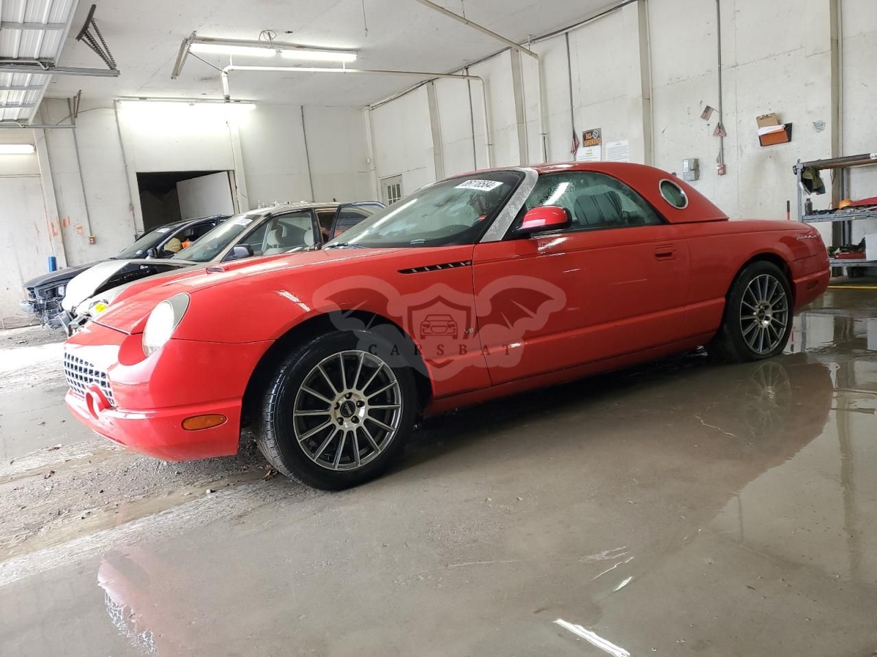 Ford Thunderbird 3.9L 8 2002