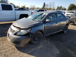 Toyota Corolla BASE 1.8L 4 2010
