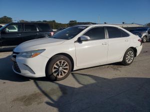 Toyota Camry LE 2.5L 4 2015