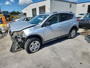Toyota Rav4 LE 2.5L 4 2014