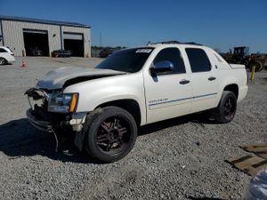Chevrolet Avalanche LTZ 5.3L 8 2013