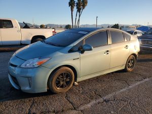 Toyota Prius 1.8L 4 2015