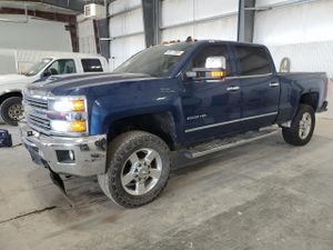 Chevrolet Silverado 1500 K2500 HEAVY DUTY LTZ 6.6L 8 2015